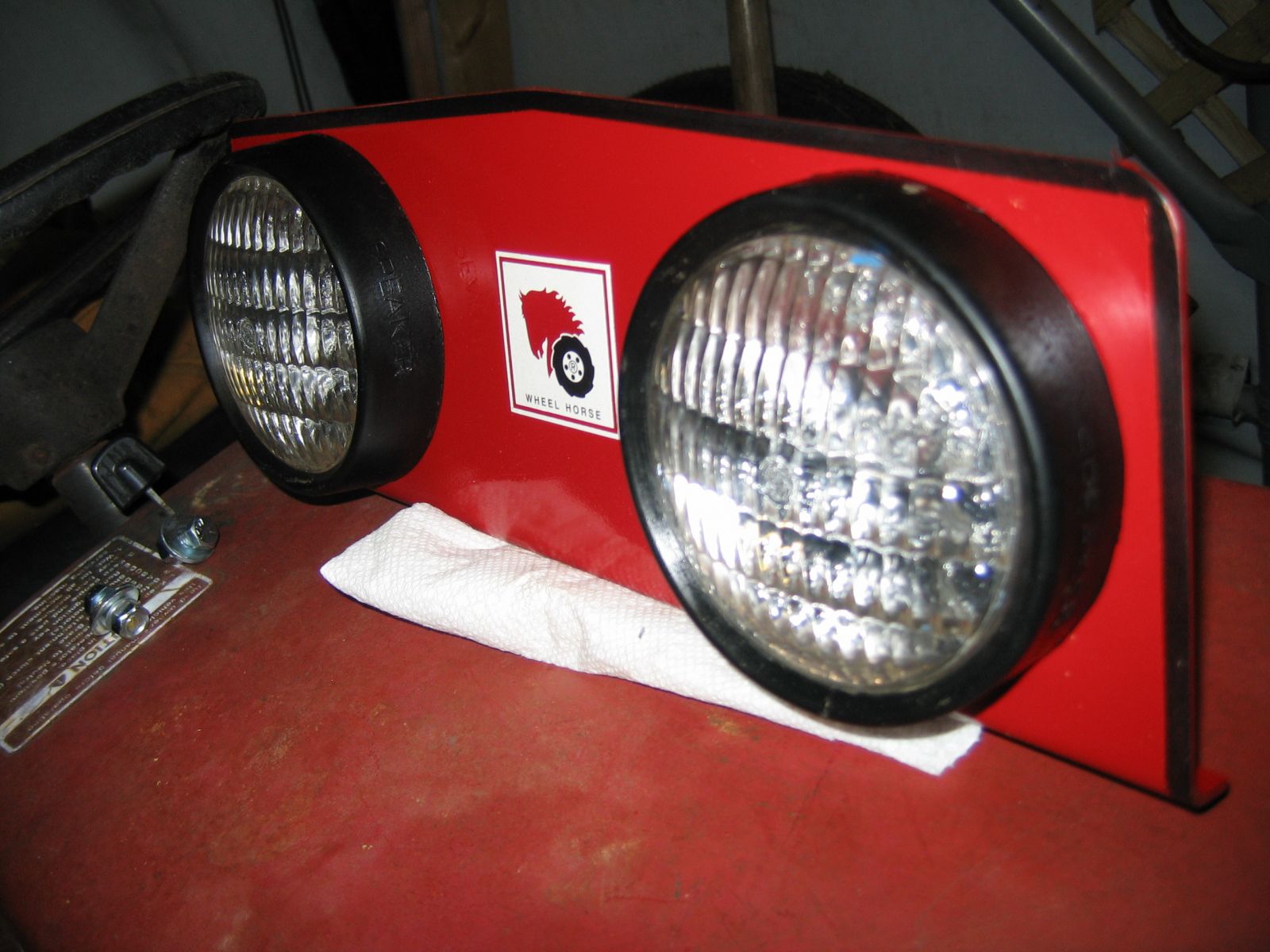 DSeries Headlight Gromets Wheel Horse Tractors RedSquare Wheel Horse Forum