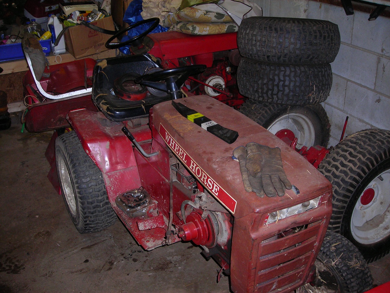 c121 8 speed 19781984 RedSquare Wheel Horse Forum