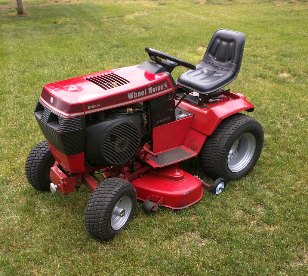 WheelHorse 520H w/42" Deck Wheel Horse Sold Archive RedSquare Wheel