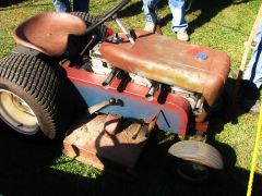 Ethan's Tri-powered Suburban 400@the fall 2014 CAMA Kent show-1