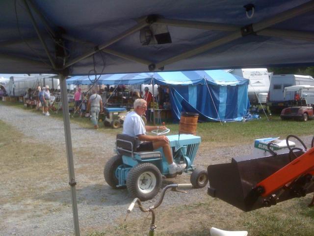 post-2380-0-21645000-1344553421_thumb.jp