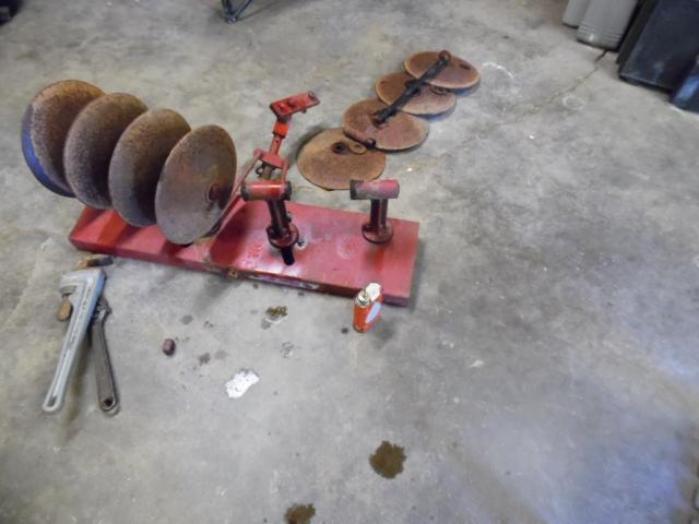 post-13276-0-33171600-1414768637_thumb.j