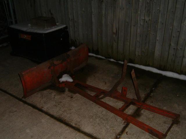 post-3257-0-04570900-1322790118_thumb.jp