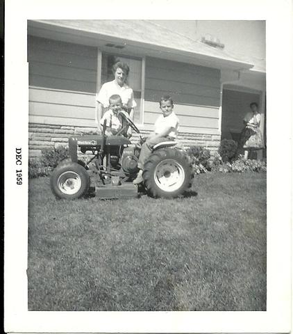 WHEEL_HORSE_59_SUMMER.thumb.jpg.2d225c3d