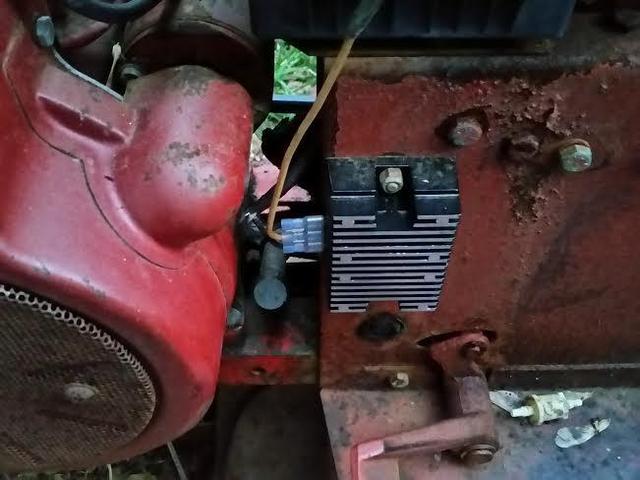 gt14 electronics.jpg