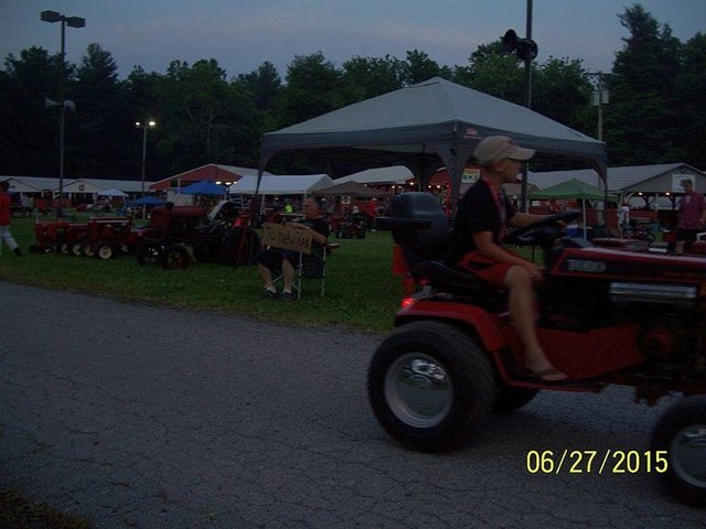 11705390_971605779539816_135980245827919