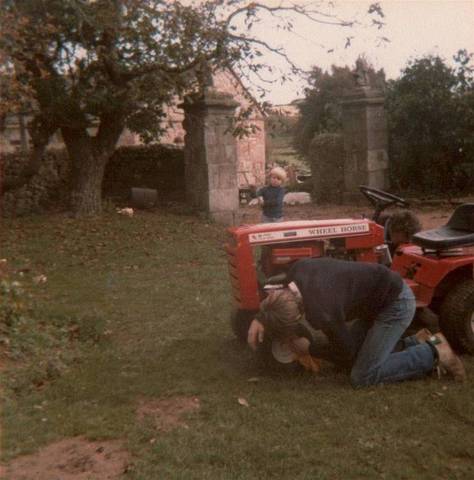 Hasley_Manor.thumb.jpg.dfafea6badfa8ba40