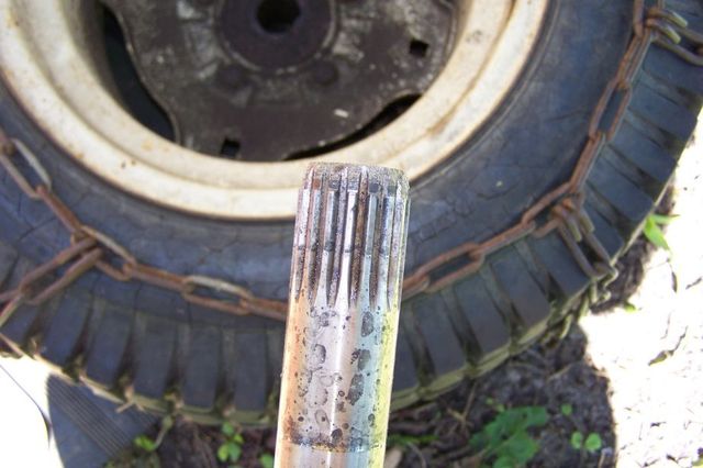 WH 867 Axle Shaft1.jpg