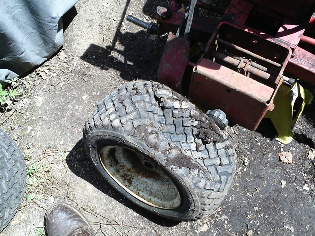 wheels tyres off (3).JPG