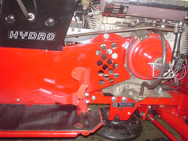 520_foot_control_2.jpg.e459dd1088843148e