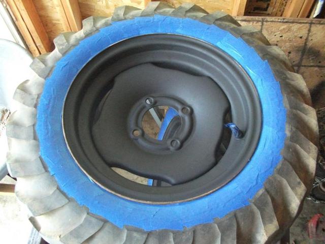 WH_tires_001.thumb.JPG.604c8b27fb7f0b04b