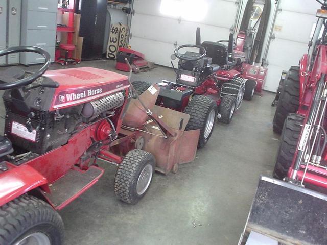 Wheel_horses_lined_up_3.thumb.jpg.49defb