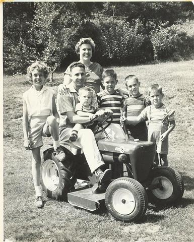 family-wheelhorse.JPG