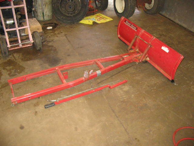 1977 B80.79252 Plow pictures Implements and Attachments RedSquare Wheel Horse Forum