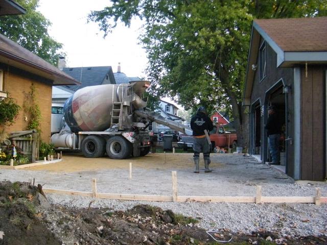 2008_0211DRIVEWAY0022.thumb.JPG.5e348322