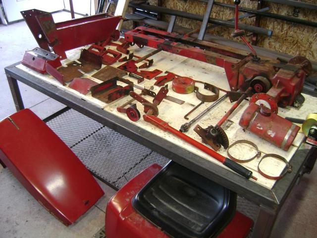 656_wheel_horse_in_pieces002.thumb.jpg.8