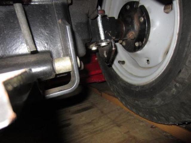 Carb and loader bracket 013.JPG