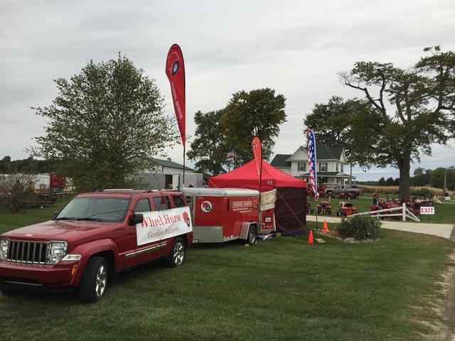 Glen_Pettits_Booth_IMG_0615.thumb.JPG.d0