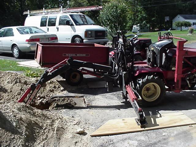 diggin.thumb.JPG.0fb948c8d9b624b12c733e4