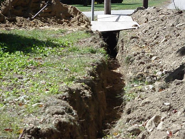 trench.thumb.JPG.bcf5cc470195288680e91c0