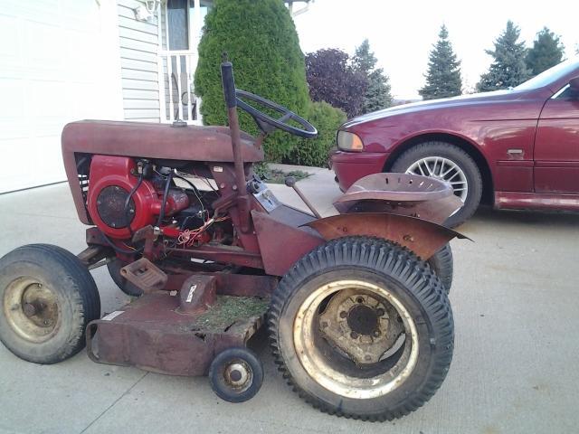 Wheelhorse 704 November 9 2015.jpg