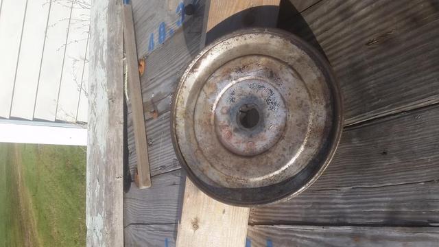 john deere auger pulley1.jpg