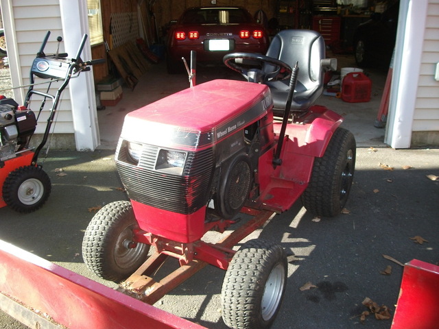 56637b1c66893_2015-16PLOWTEAM005.thumb.J