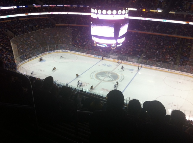 5676a06a43a40_hockey004.thumb.JPG.531bdc