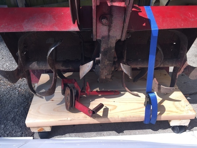 tiller2.thumb.JPG.92d97317089b8d7347ab86