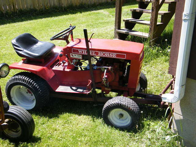 2010_0518HorsesMay0006.thumb.JPG.b6d4040