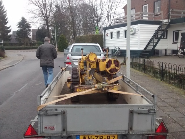 56d60ae24df5f_ransomesinaanhanger.thumb.