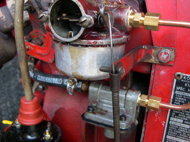 56d6ff44edacb_Carbandfuelpump.thumb.JPG.