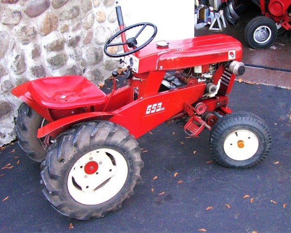 56ec152a1f459_wheelhorsinaround283.thumb