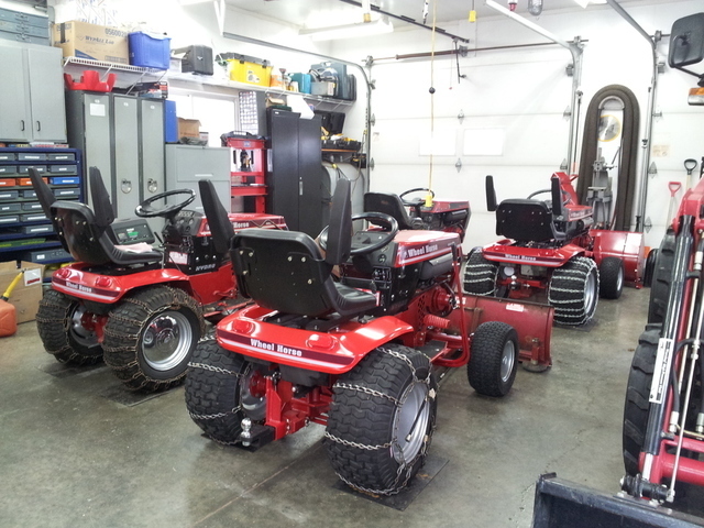 56eef76a14561_Tractorsingaragerear.thumb