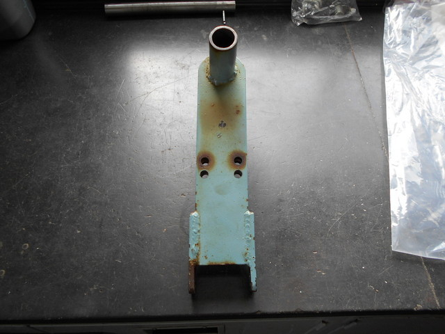 Wagon steering pivot 2.jpg