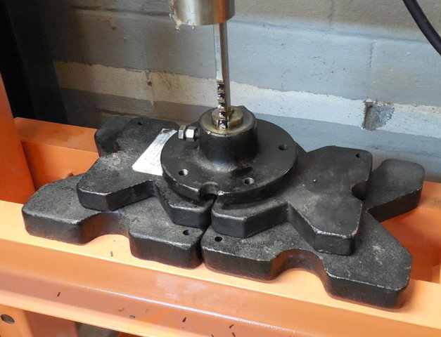 Broaching a Keyway on a Hub.jpg