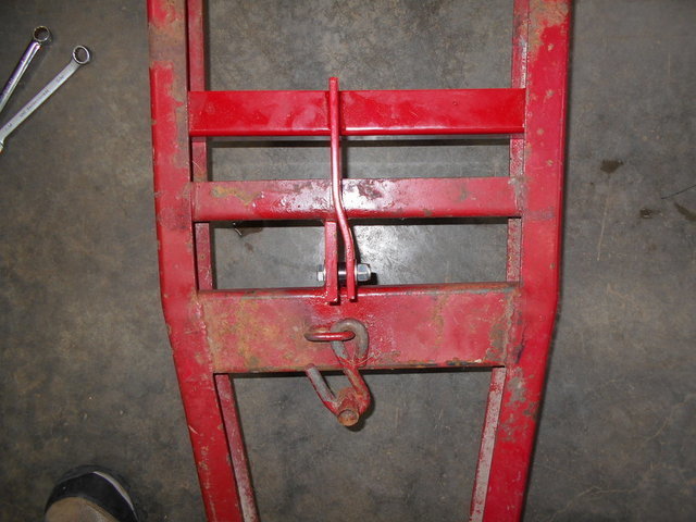 Blade lift adapter straight 2.jpg