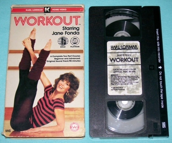 4-24 vhs_janefonda_workout_papercase_front.jpg