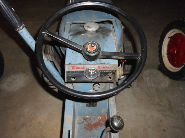 wheel horse museum 009.JPG