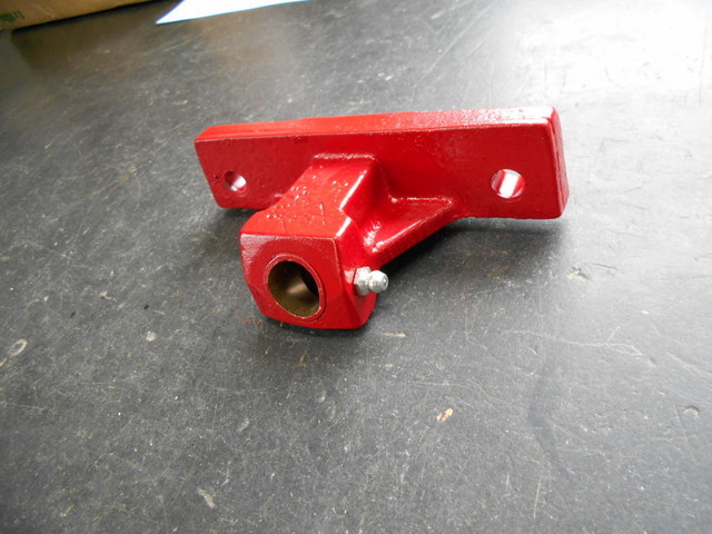 Steering block rebuild grease fitting installed 1.jpg