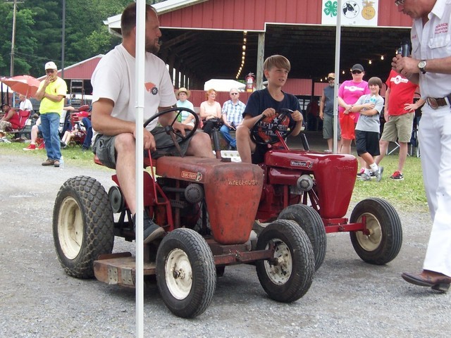 Big Show Friday 044.JPG