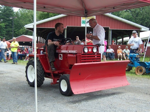 Big Show Friday 055.JPG