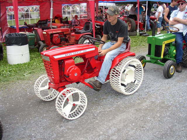 W H Show 2016 003.jpg