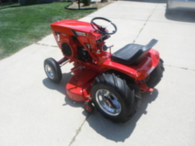 1056 wheelhorse 005.JPG