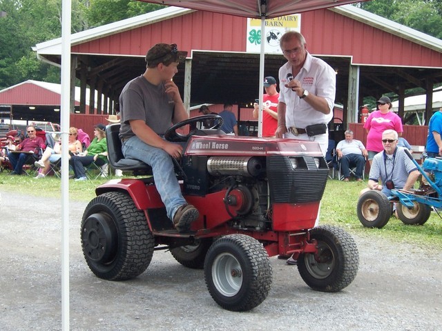 Big Show Friday 038.JPG