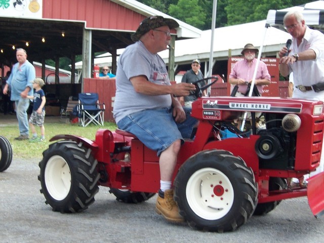 Big Show Friday 079.JPG