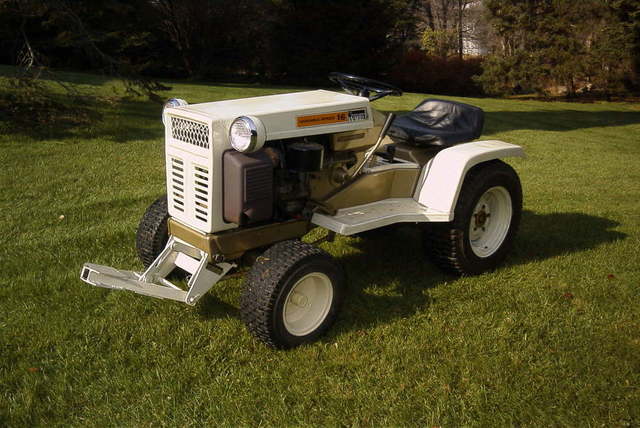 MW Tractor 002.jpg