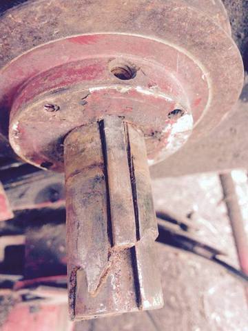 CRANKSHAFT 1 INCH.jpg