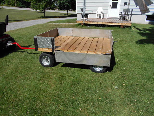 Wagon left side folded down.jpg