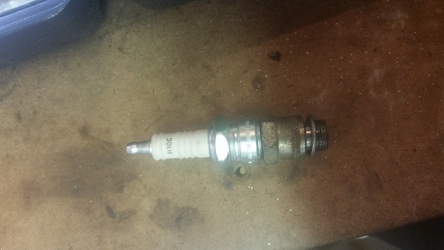 Sparkplug with adapter.jpg